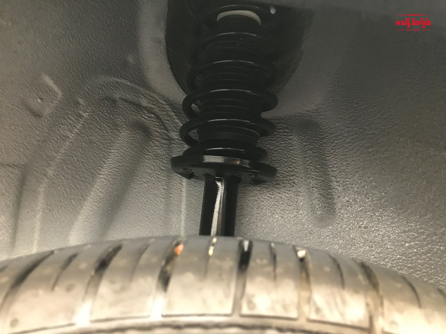 کمک فنر بالای لاستیک