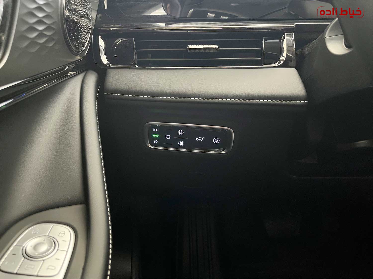 سمت چپ فرمان و درب چپ اف ایکس ev